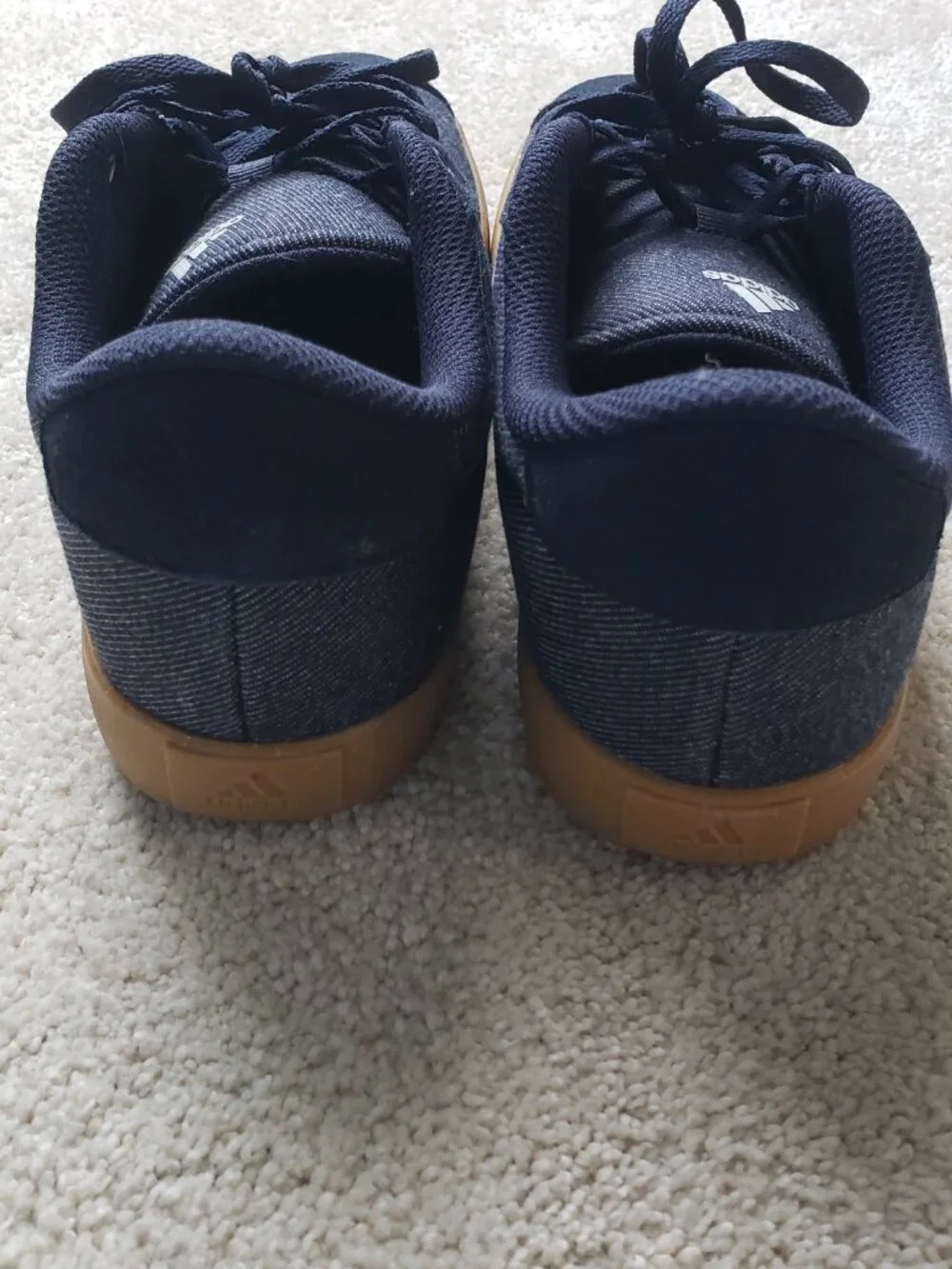 ADIDAS VL court shoes 3.0 boys size 4
